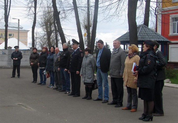 В Кинешме почтили память погибших сотрудников милиции фото 4