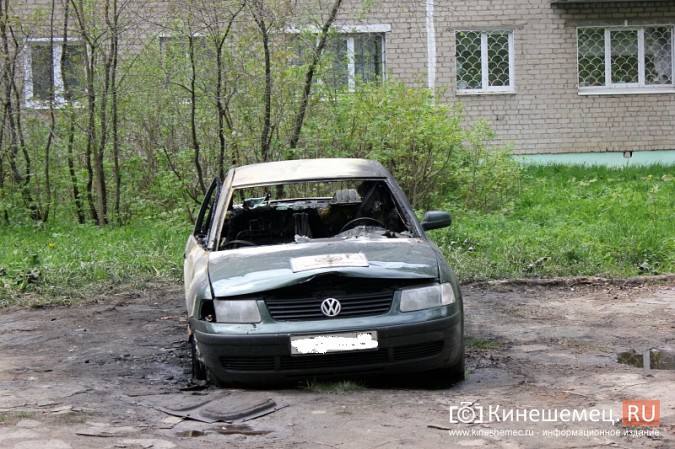 В Кинешме сгорели два автомобиля фото 3