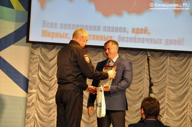 Защитников Отечества поздравили в Кинешме фото 6