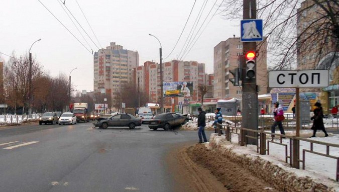 Три человека пострадали в ДТП в Ивановской области фото 3