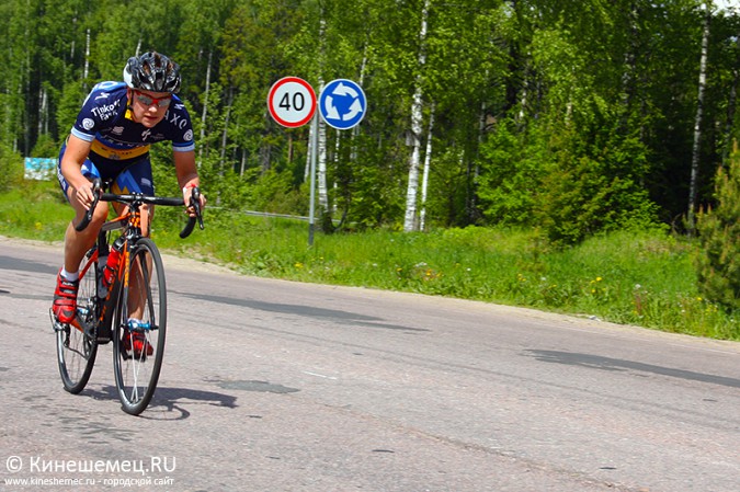 В Кинешемском и Заволжском районах соревновались велогонщики фото 28