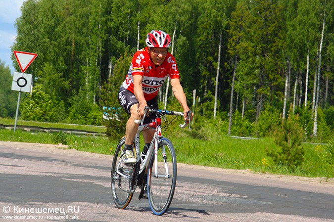 В Кинешемском и Заволжском районах соревновались велогонщики фото 30