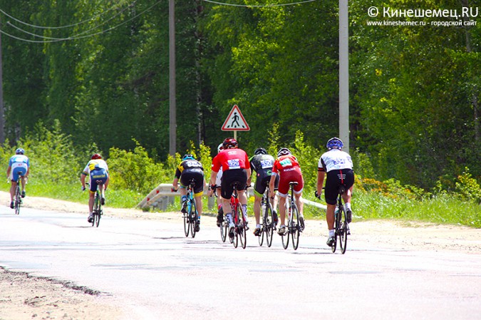В Кинешемском и Заволжском районах соревновались велогонщики фото 25