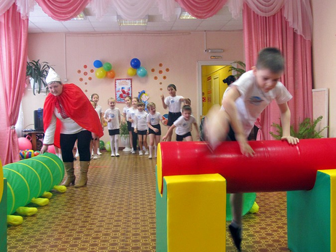 «Моряки» и «Лётчики» соревновались в кинешемском детском саду фото 6