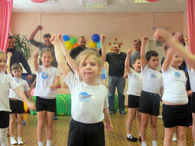 «Моряки» и «Лётчики» соревновались в кинешемском детском саду фото 2