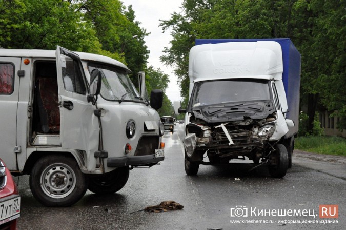 Водитель "УАЗа", устроивший ДТП на перекрестке Правды-Менделеева, был пьян фото 2