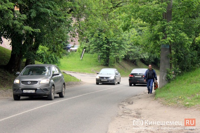 Тротуар на железнодорожном переезде на Беловской появится нескоро фото 6