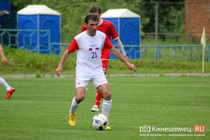 В Ивановской области сыграли звезды советского и российского футбола фото 38
