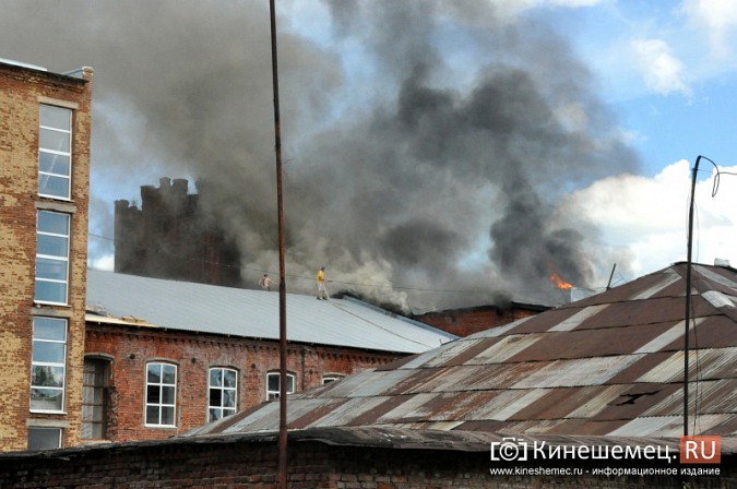Пожар на хлопчатобумажном комбинате "Навтекс" в Ивановской области ликвидирован фото 6