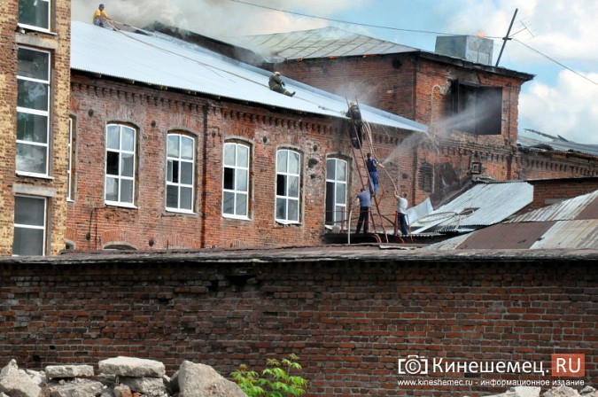 Пожар на хлопчатобумажном комбинате "Навтекс" в Ивановской области ликвидирован фото 11