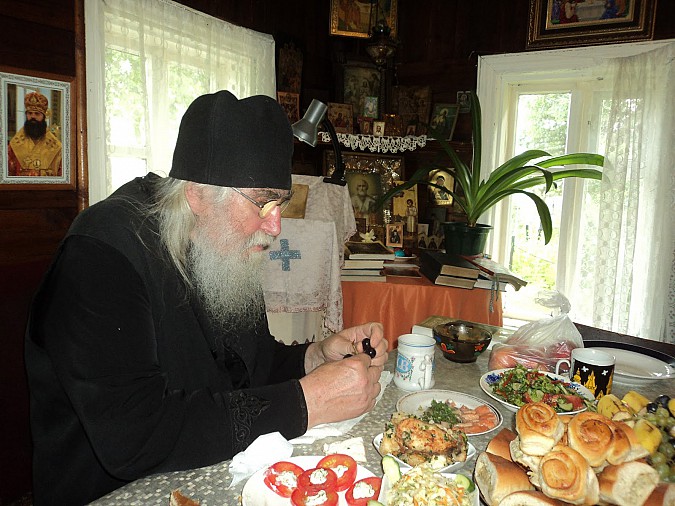 Протоиерей Салтыков из Кинешемской епархии отметил свой 70-летний юбилей фото 2