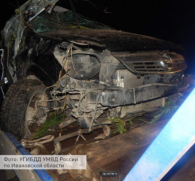 Водитель и пассажир «Опеля»  погибли после вылета в кювет в Ивановской области. фото 2