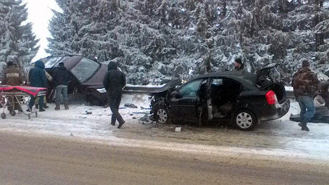 Четыре человека пострадали в автоаварии в Ивановской области фото 2