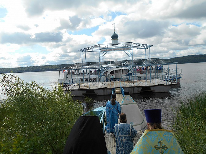 Кинешемская епархия провела праздник Пресвятой Владычицы на Волге фото 5