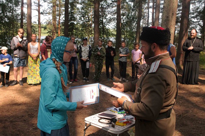 Кинешемская епархия собрала ребят в поход-паломничество фото 2