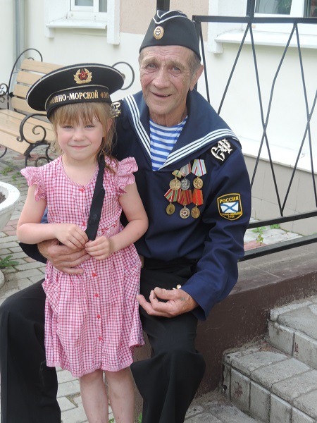 В Кинешме на дне ВМФ Андреевский флаг поднял житель блокадного Ленинграда фото 3
