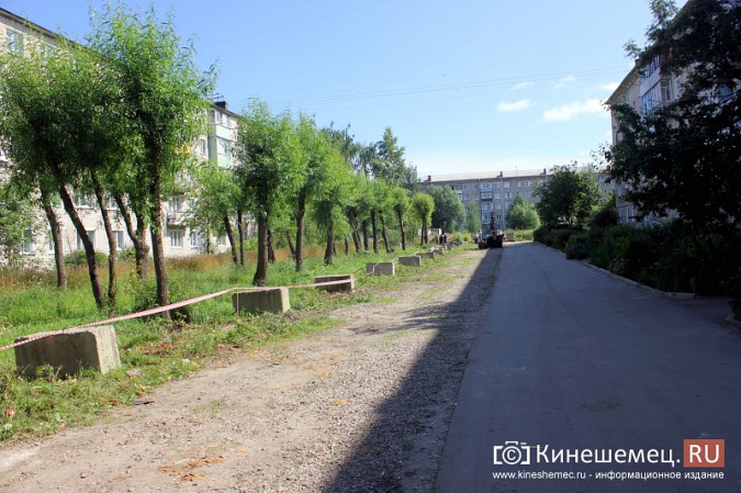 Жители дома на улице Боборыкина просят коммунальщиков сдвинуть теплотрассу во дворе фото 8