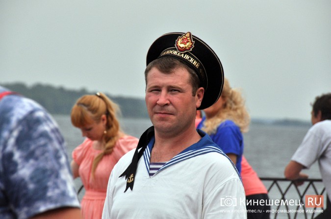 Флагман «Пётр» возглавил кинешемскую «эскадру» в День ВМФ фото 14