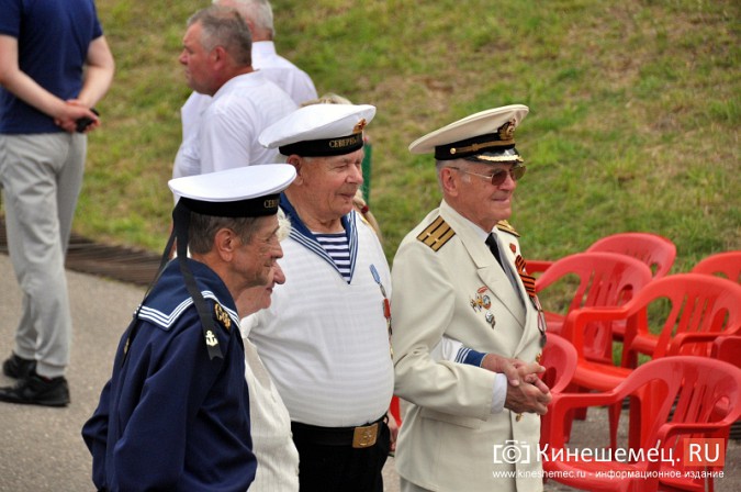 Флагман «Пётр» возглавил кинешемскую «эскадру» в День ВМФ фото 29