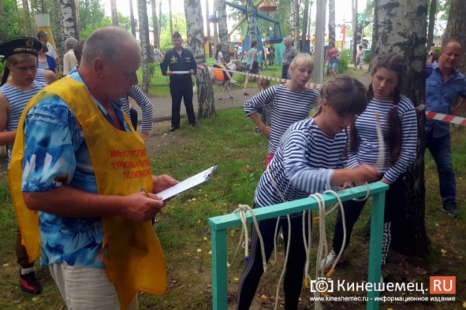 Участники военно-патриотических клубов Ивановской области соревновались в Кинешме фото 6