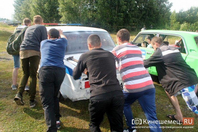 Машина «ДПС» победила на «Авто-бойне» в Заволжске фото 9