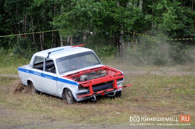 Машина «ДПС» победила на «Авто-бойне» в Заволжске фото 4