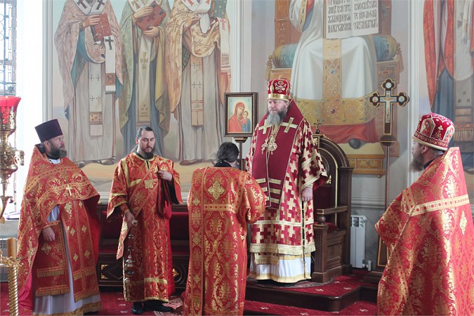 Божественную литургию в честь великомученика Пантелеимона совершили в Кинешме фото 3